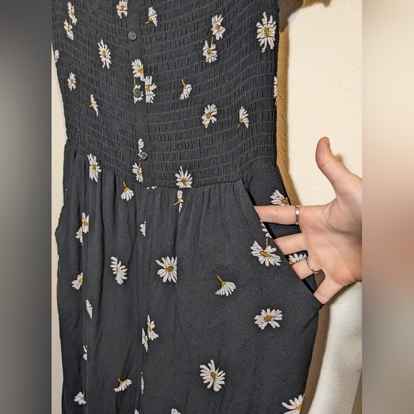Black daisy smocked wide leg jumpsuit - Picture 3 of 5
